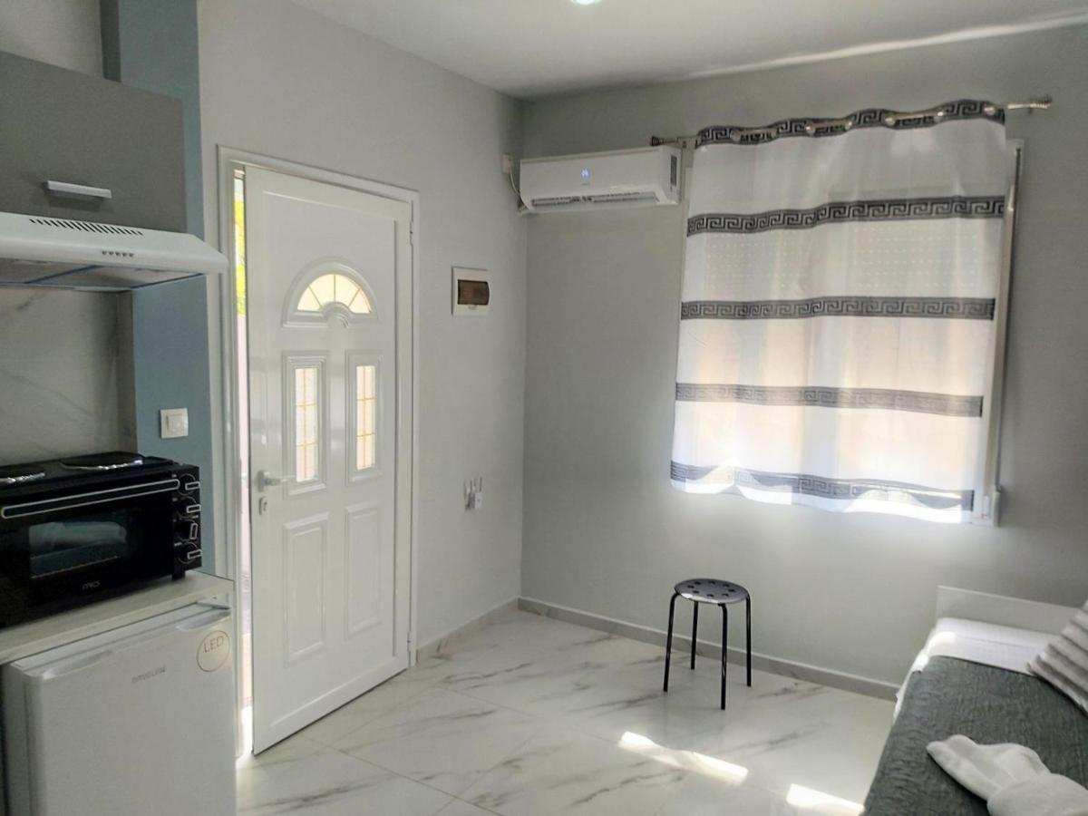 ארטמידה Krikonis Apartments Near Athens Airport מראה חיצוני תמונה